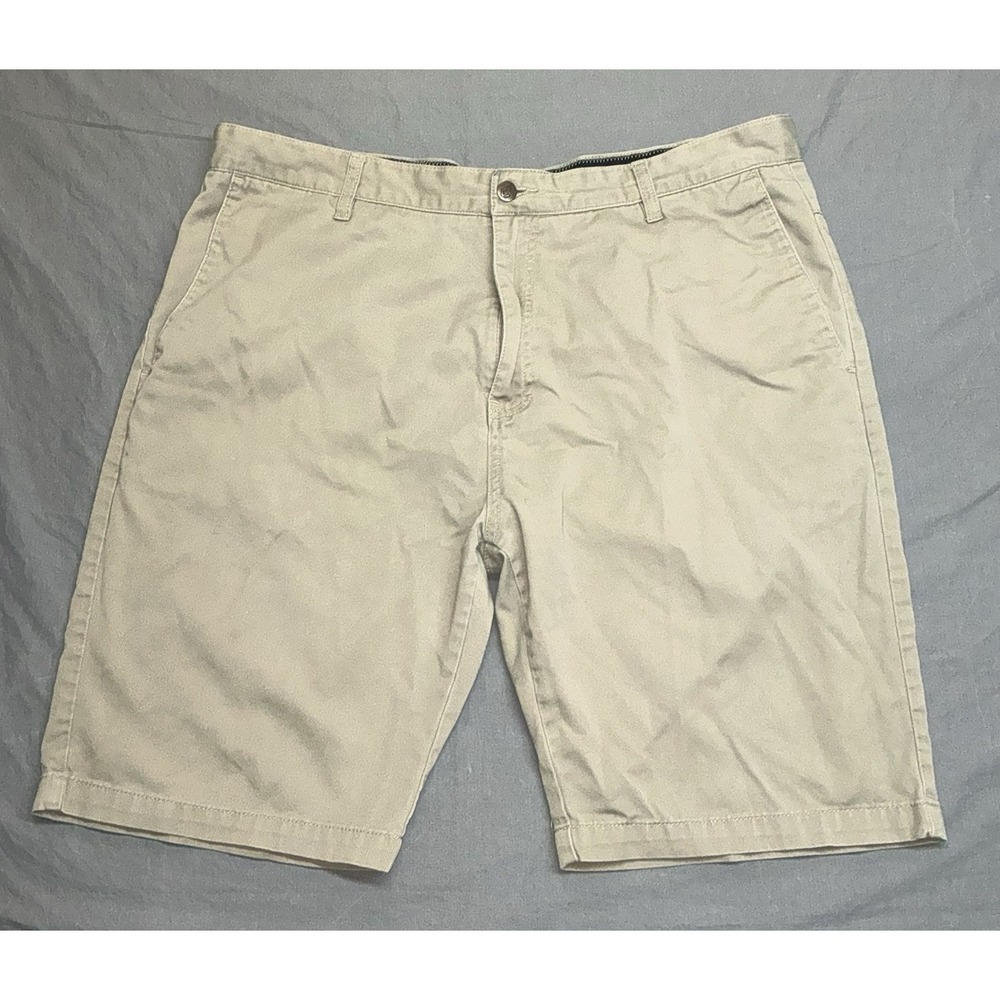Volcom Stone Chino Shorts Mens Size 38 Beige Khaki 10" Inseam Casual Skate
